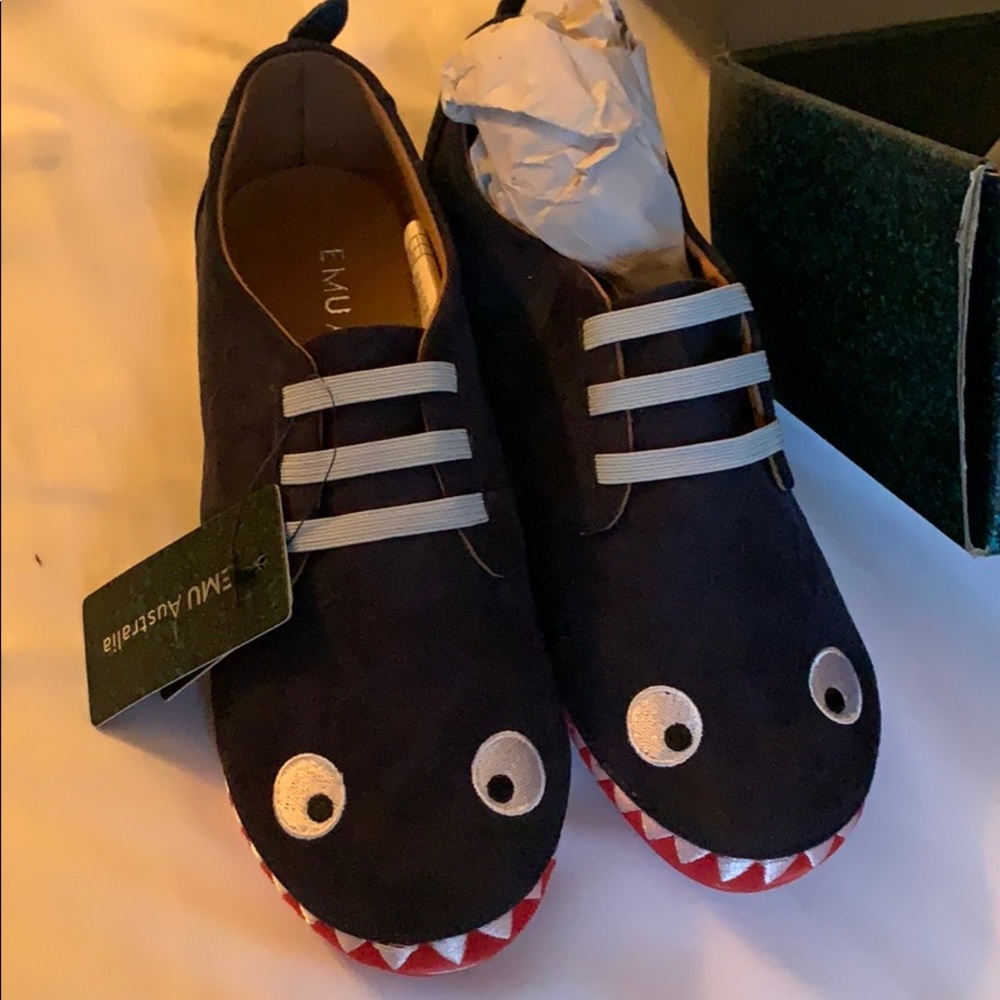 Emu Shark Shoes